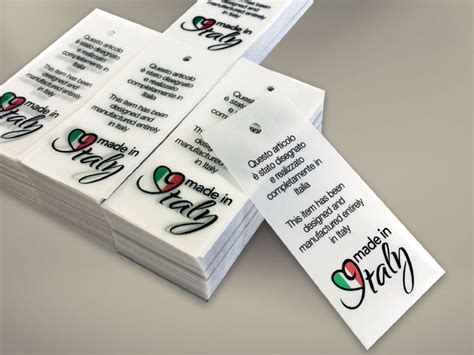cartellini personalizzati per abbigliamento